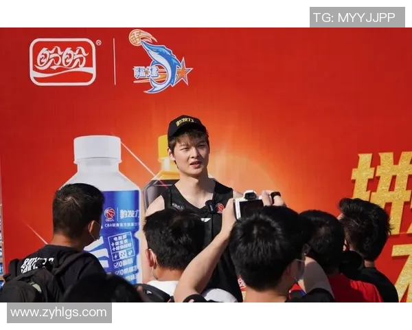 西安篮球队的奋斗与荣耀：一段不平凡的突破之路记录