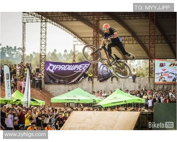 成都极限运动队与广州极限运动队赛后复盘探讨灵活性表现与战术调整 成都极限运动队与广州极限运动队赛后复盘探讨灵活性表现与战术调整